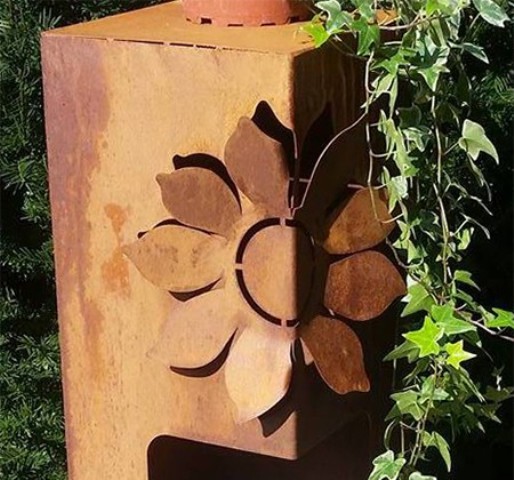 3D-Blume-Saeule-Edelrost-002